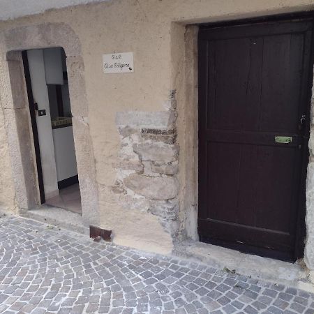 Casa Pitagora Villa Pesche Luaran gambar